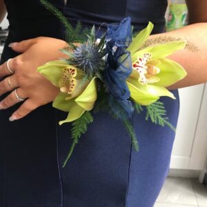 debs corsage delivery flowers Dublin