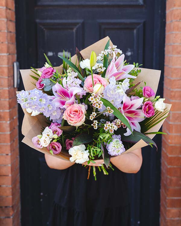Wild Country Garden order flowers online in Dublin